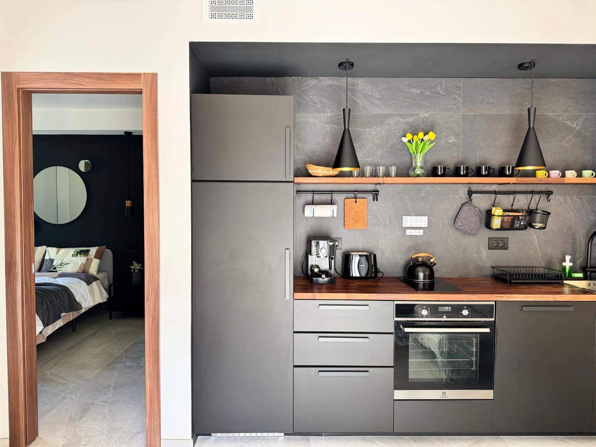 New Apartment In Historical Center Near Lake Riva Zewnętrze zdjęcie